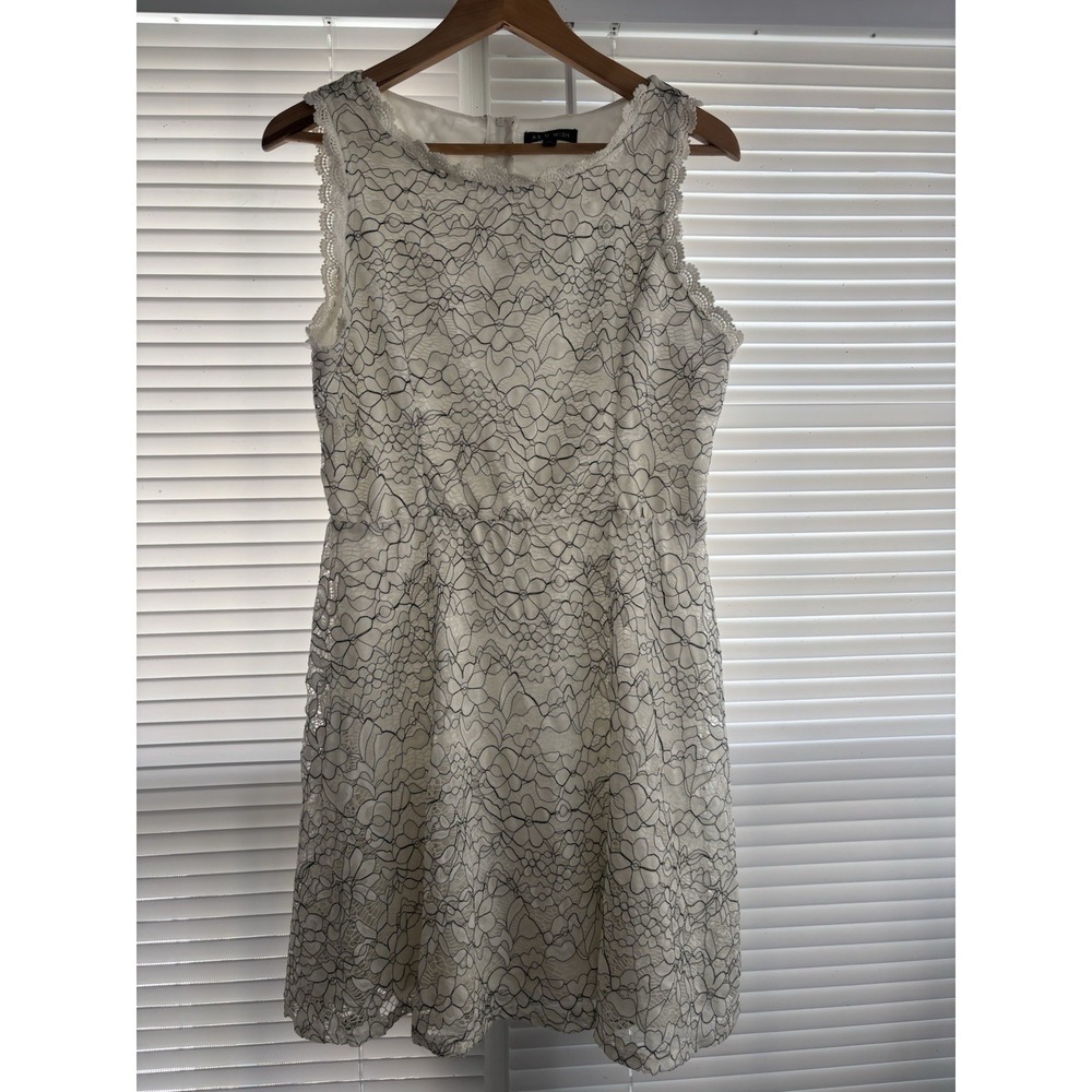 As U Wish Floral Lace Crochet Dress Sz XL Cream & Black Lined‎ Sleeveless